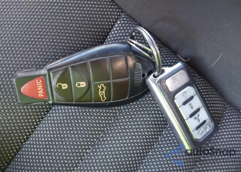 2014 Dodge Challenger Sxt из США, поврежденный, VIN 2C3CDYAG7EH302677